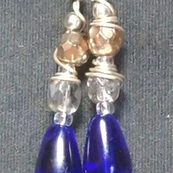 CCLHMHLLC Wired Jewellery Designs - Picture 2 of 4